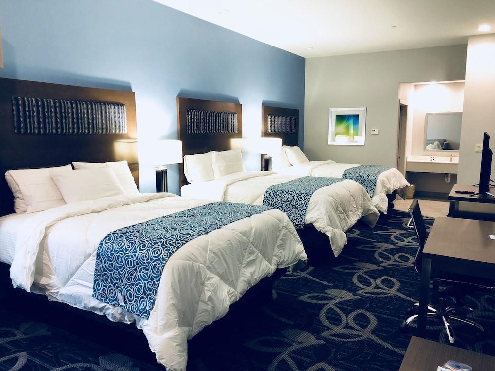Отель Baymont By Wyndham Houston Hobby Airport Экстерьер фото