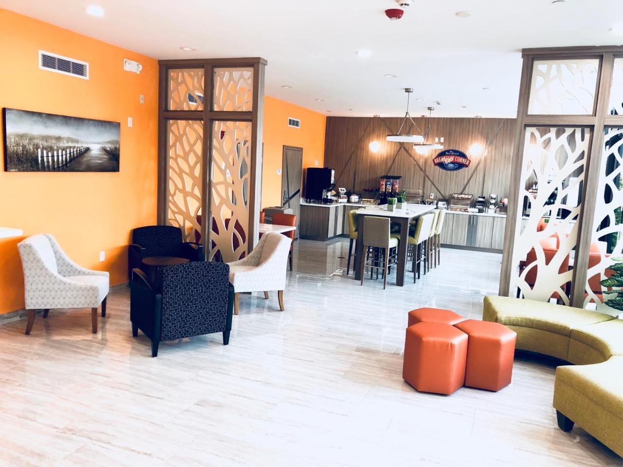 Отель Baymont By Wyndham Houston Hobby Airport Экстерьер фото